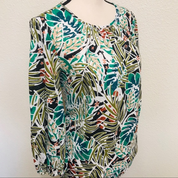 ECI Puff Sleeve Printed Knit Top - Picture 7 of 8